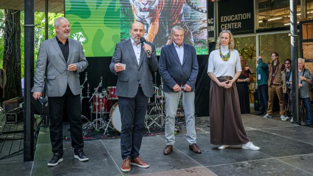 Opening ceremony of the 94th annual Prague Zoo celebration. From right: Deputy Mayor of Prague for the Environment Jana Komrsková, Mayor of Prague Bohuslav Svoboda, Director of Prague Zoo Miroslav Bobek and moderator Jan Kovařík. Photo: Petr Hamerník, Prague Zoo 