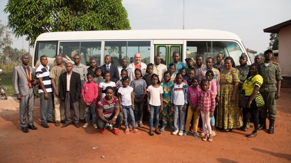 By the beginning of 2025, the Wandering Bus project had already completed more than 130 trips, in which over 2,400 children, as well as teachers, some parents and forest guards (ecoguards), participated. Photo: Khalil Baalbaki, Prague Zoo