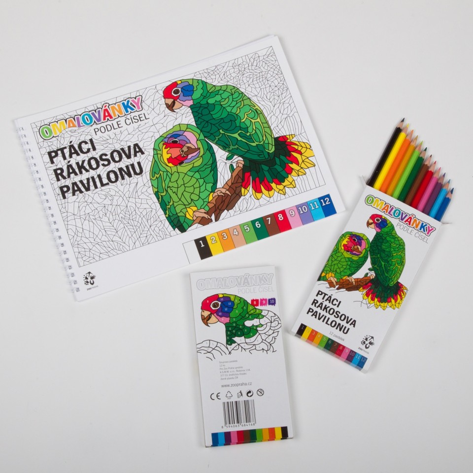 Set omalovánek a pastelek s motivy Rákosova pavilonu. Foto: Tereza Mrhálková, Zoo Praha